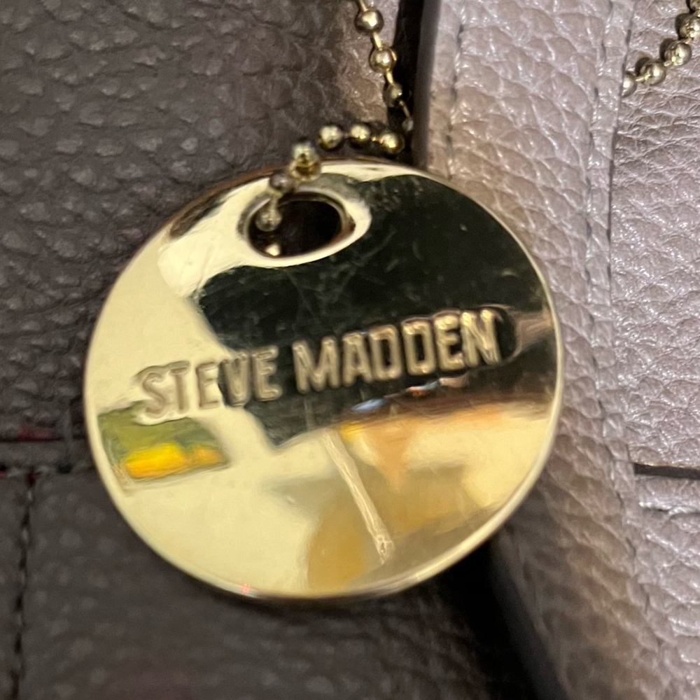 Steve Madden large gray tote - Picture 4 of 10